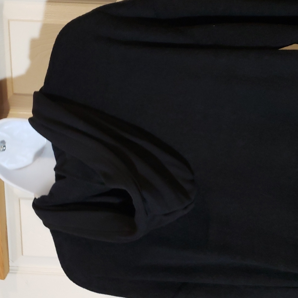 Old Navy Black pull over hoodie - Picture 6 of 10